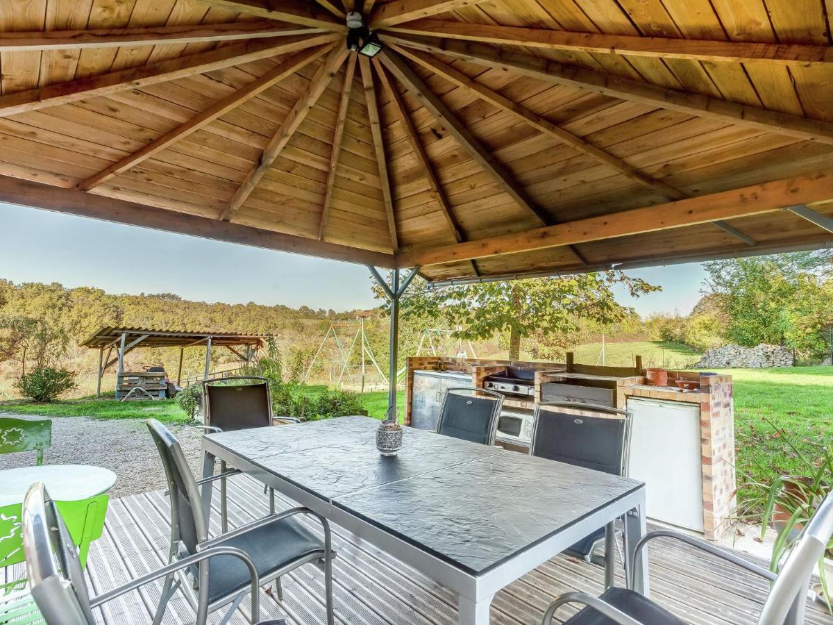 Charming Holiday Home With Pool Lavercantière 외부 사진