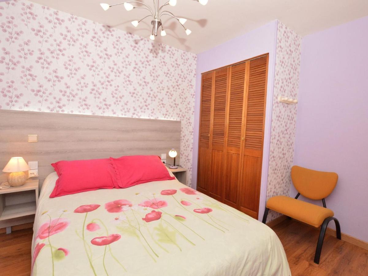 Charming Holiday Home With Pool Lavercantière 외부 사진