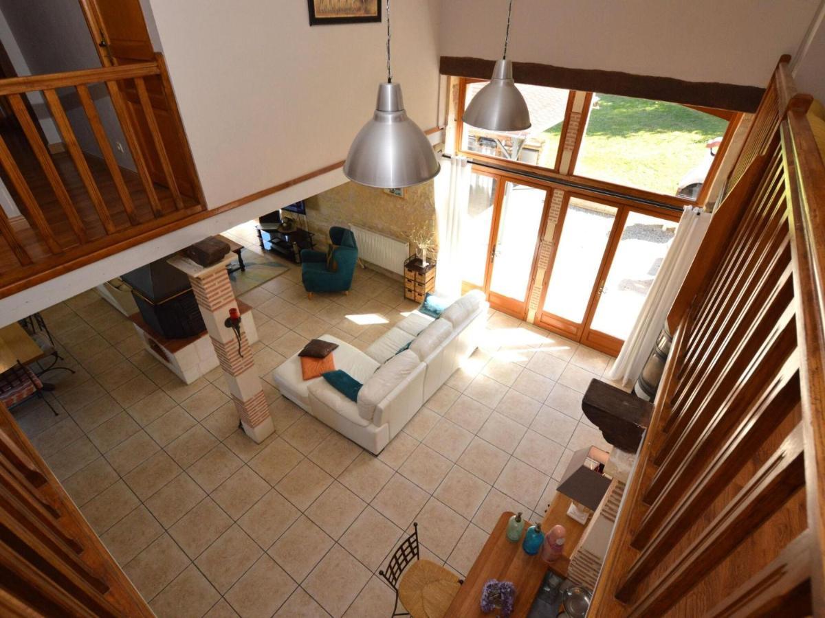 Charming Holiday Home With Pool Lavercantière 외부 사진
